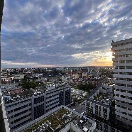 ורוצלב Apartament Podwale Odra Tower Rynek 15 Floor מראה חיצוני תמונה